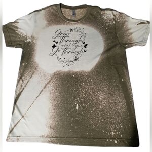 T-shirt for women size L